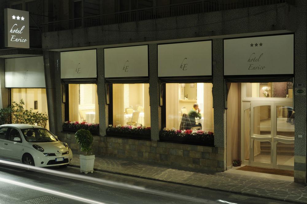 Hotel Enrico Alassio Exterior photo